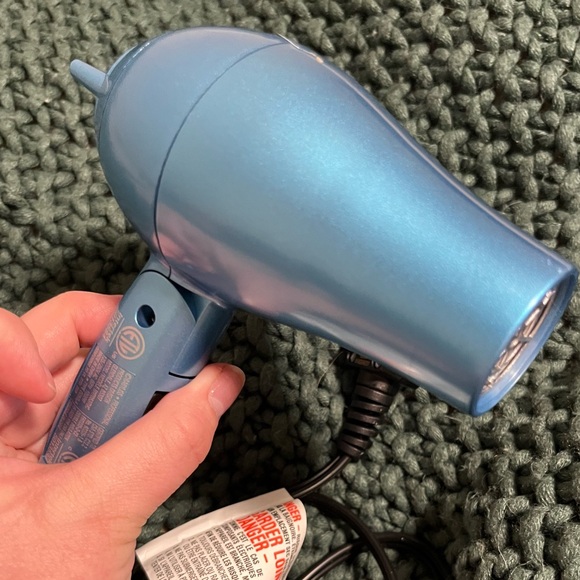 BaBylissPRO Nano Titanium Blue Travel Hair Dryer - Picture 5 of 6